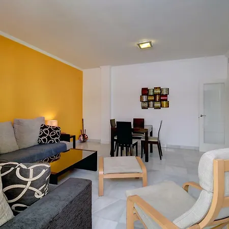 Homely With Nice Terrace Apartment